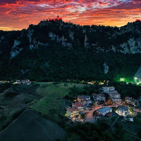 One Suite San Marino Bagian luar foto